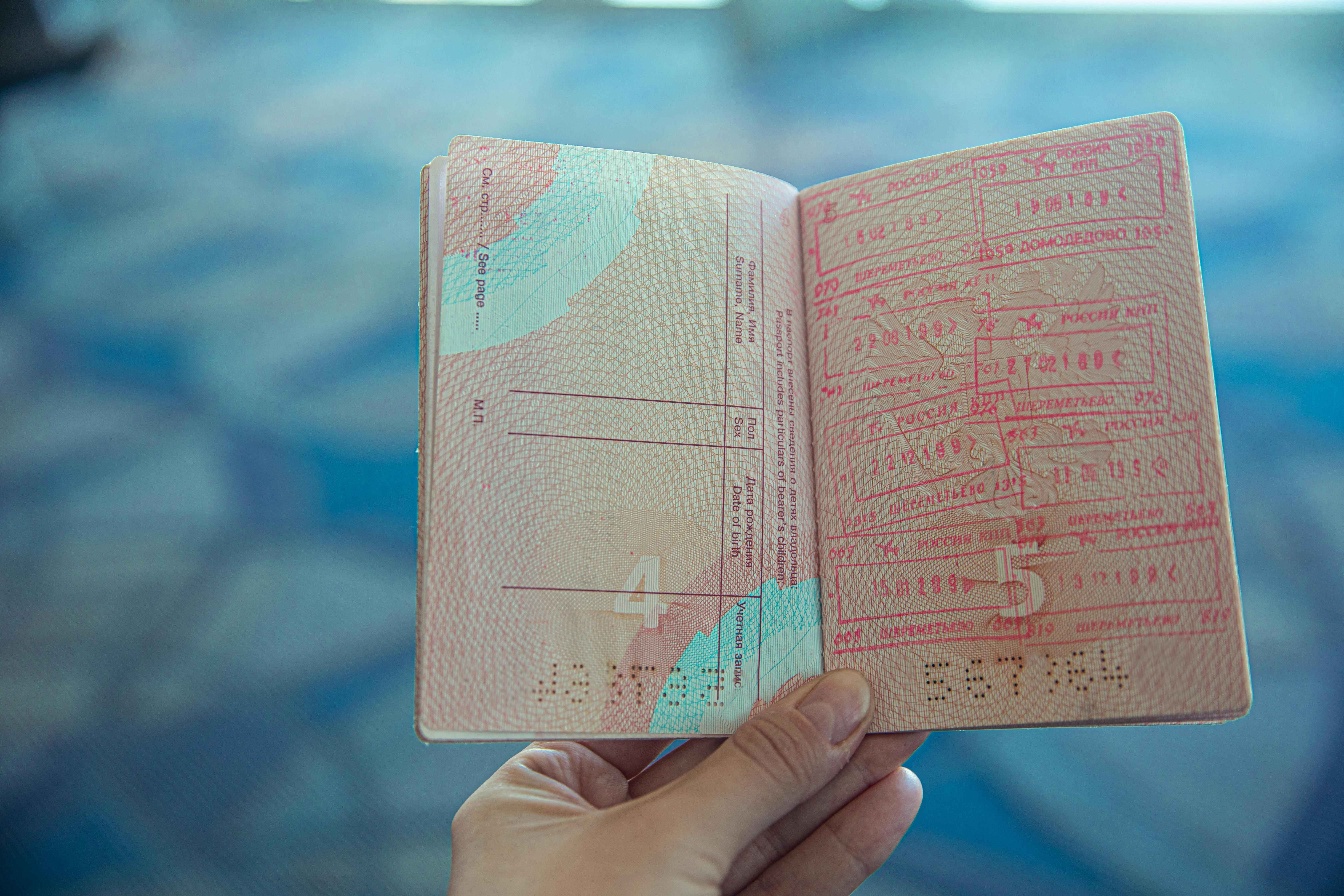 https://travel.litsadventures.com/wp-content/uploads/2024/10/pexels-ekaterinabelinskaya-4922356_11zon.jpg